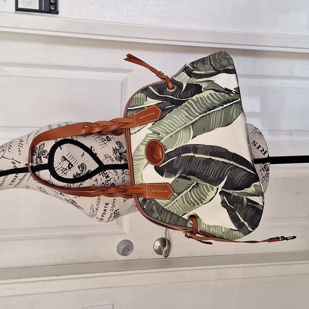 Price final Dooney & Bourke Banana Leaves  Domed Satchel EUC